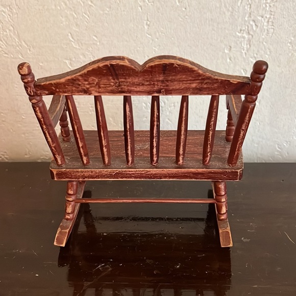Deacon Style Miniature Bench, made of wood - Picture 2 of 2